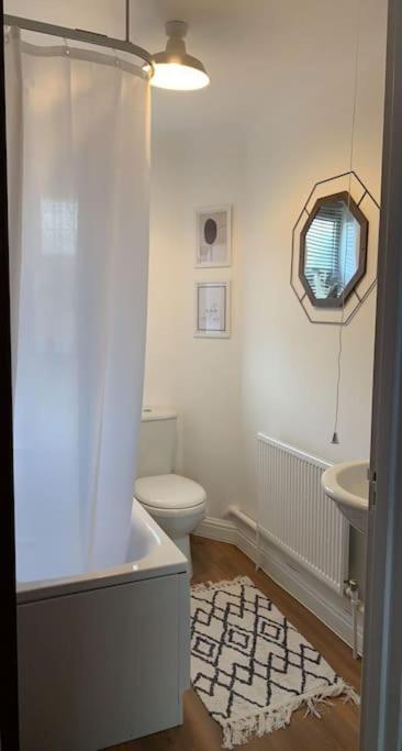Acacia Villa Dunstable Zewnętrze zdjęcie