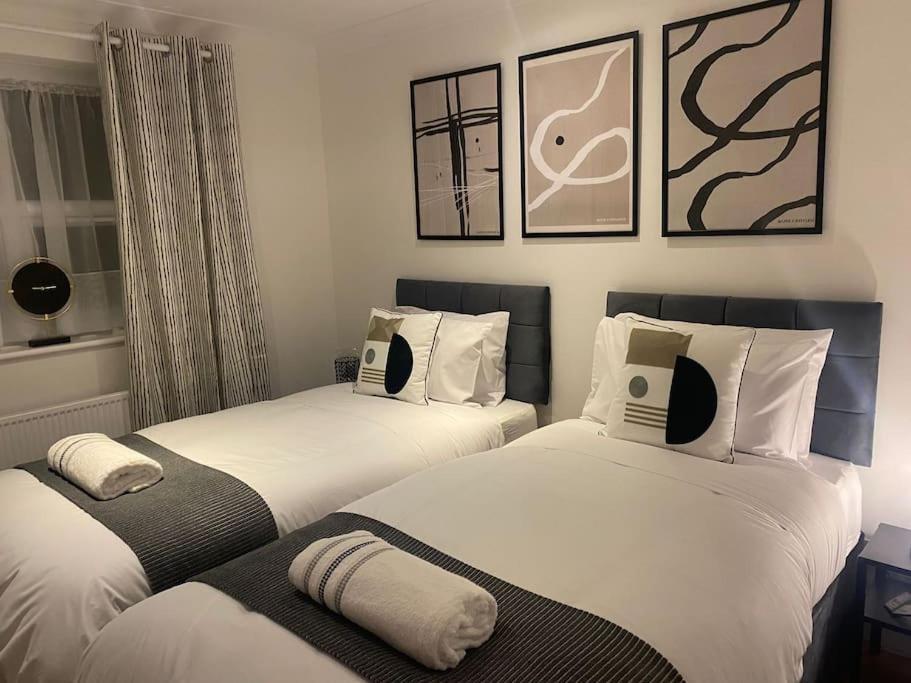 Acacia Villa Dunstable Zewnętrze zdjęcie